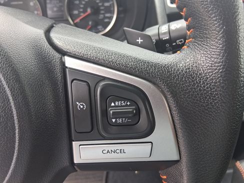Used 2017 Subaru Crosstrek 2.0i Premium AWD/4WD image 20