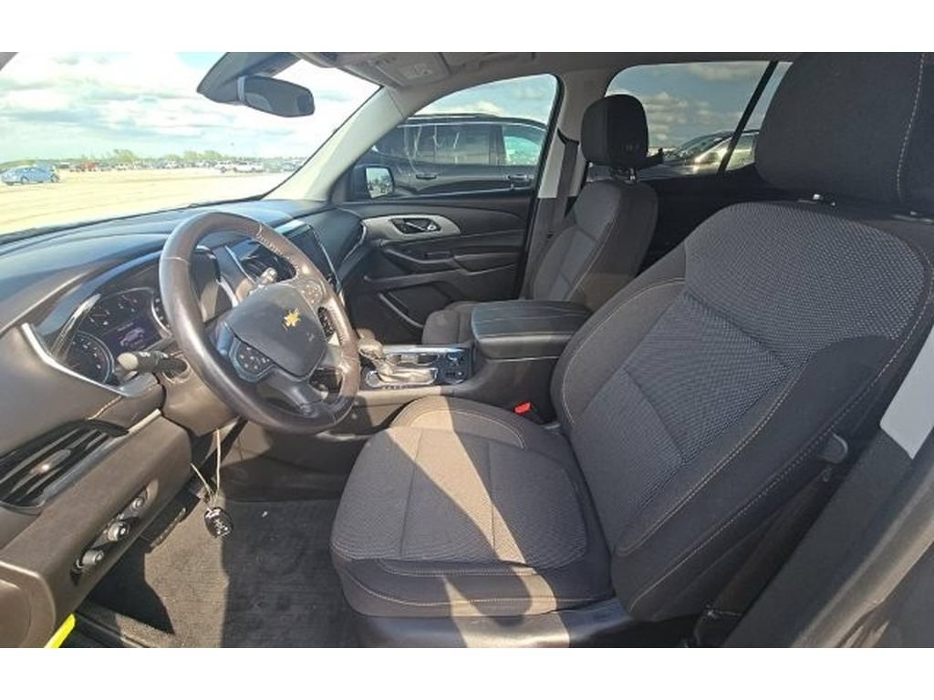Used 2021 Chevrolet Traverse LT FWD image 5