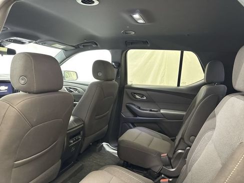 Certified 2023 Chevrolet Traverse LT FWD image 13