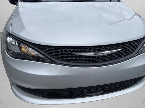 New 2026 Chrysler Voyager LX image 41