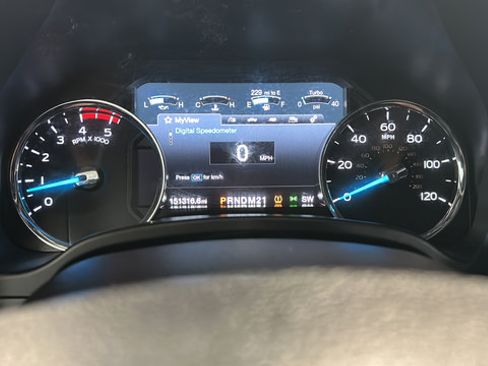 Used 2017 Ford F250 Lariat w/ Lariat Ultimate Package AWD/4WD image 17