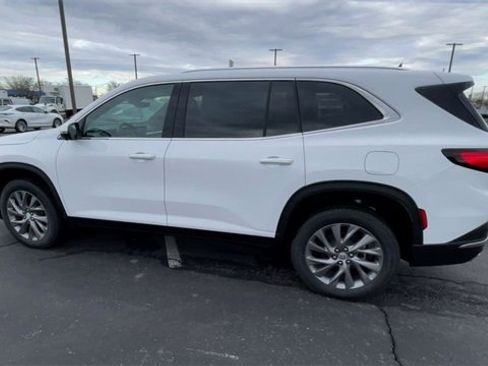 New 2026 Buick Enclave Preferred w/ Power Package image 7