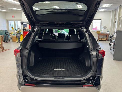 Used 2025 Toyota RAV4 XSE w/ Weather Package image 37
