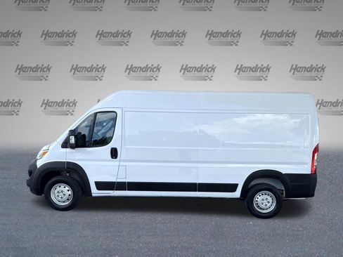 Used 2024 RAM ProMaster 2500 w/ Convenience Group FWD image 6