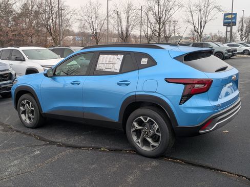 New 2026 Chevrolet Trax LT w/ Driver Confidence Package image 6