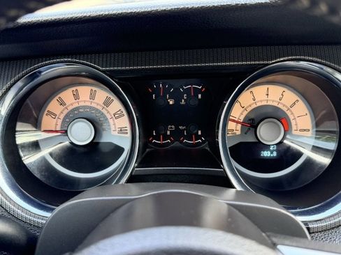 Used 2010 Ford Mustang GT RWD image 18