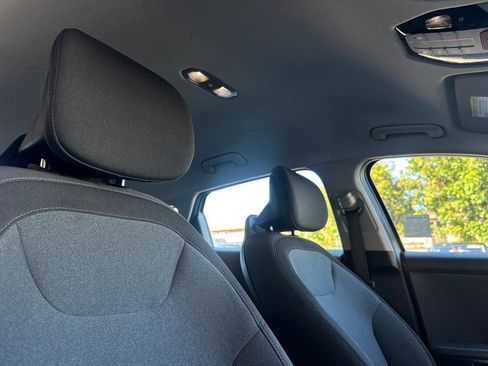 Used 2025 Kia K4 LXS image 13