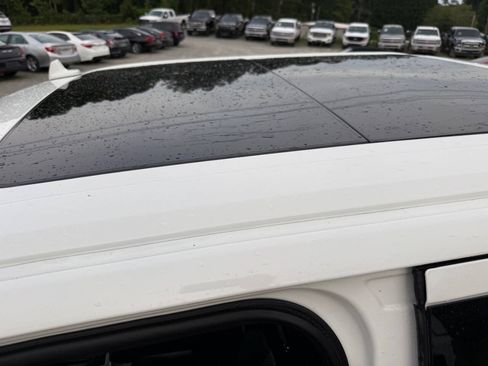Used 2020 Ford F150 Platinum w/ Technology Package AWD/4WD image 15