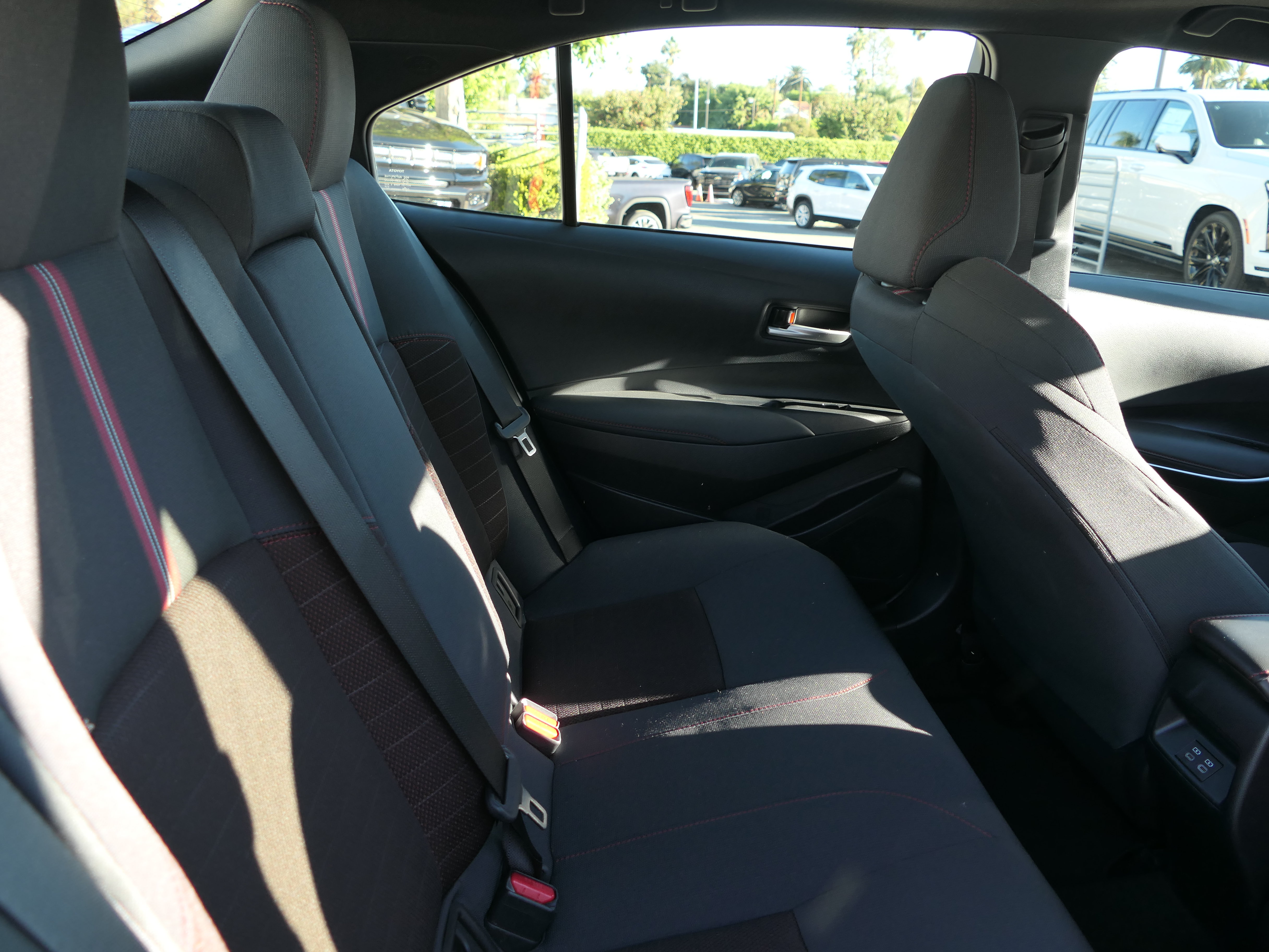 Used 2024 Toyota Corolla SE w/ SE Package FWD image 24