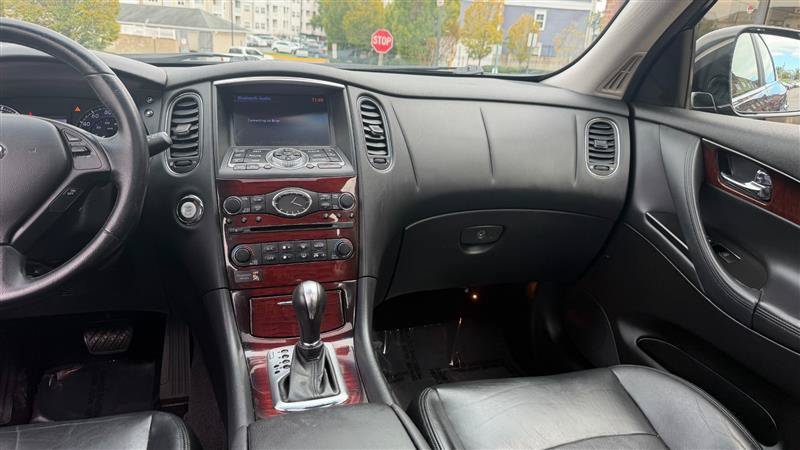 Used 2017 INFINITI QX50 AWD w/ Premium Plus Package image 25