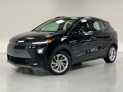 Used 2023 Chevrolet Bolt EUV LT image 1