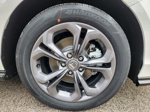 New 2025 Honda Accord EX-L image 14