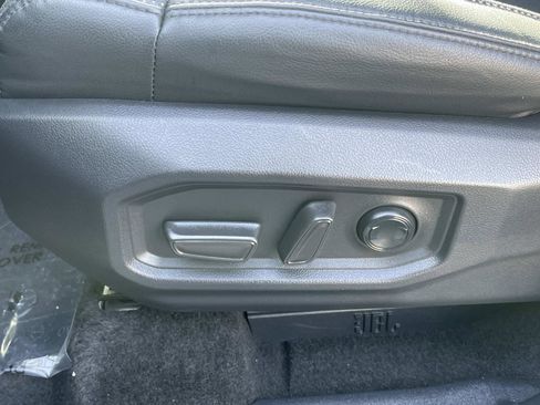 Used 2024 Toyota Tundra Limited image 20