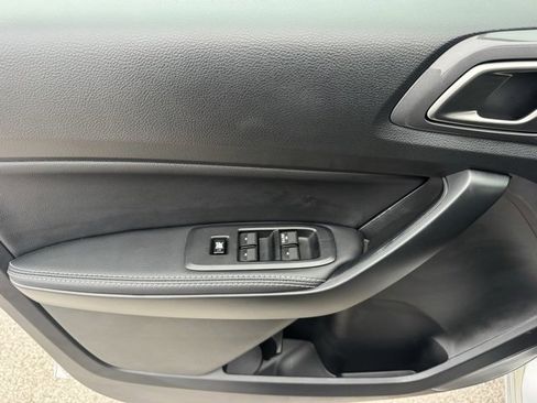 Used 2019 Ford Ranger Lariat w/ Equipment Group 501A Mid image 9