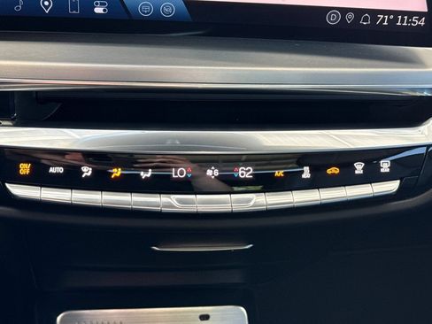 Used 2024 Cadillac Lyriq Luxury RWD image 31