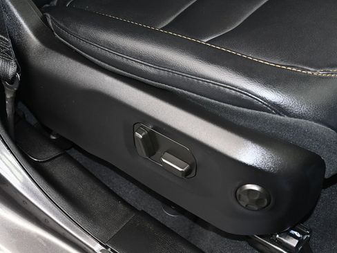 Used 2024 Jeep Gladiator Sport w/ Premium Package image 45