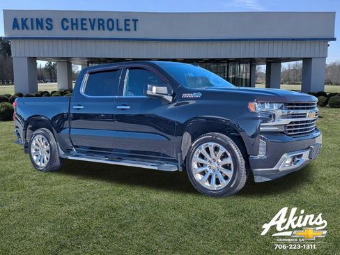 Used 2020 Chevrolet Silverado 1500 High Country w/ Technology Package AWD/4WD image 1