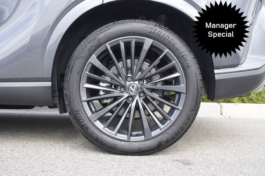 Used 2025 Lexus RX 350h w/ Convenience Package AWD/4WD image 33