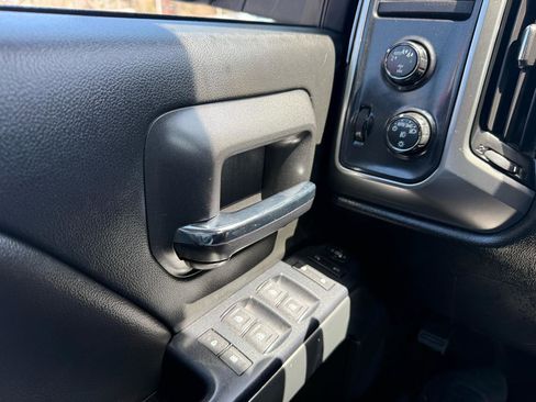 Used 2017 Chevrolet Silverado 1500 LT w/ All Star Edition image 17