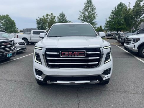 New 2026 GMC Yukon Elevation AWD/4WD image 2
