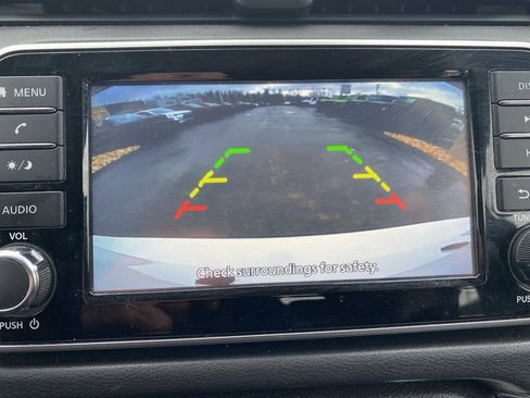 Used 2023 Nissan Versa S image 25