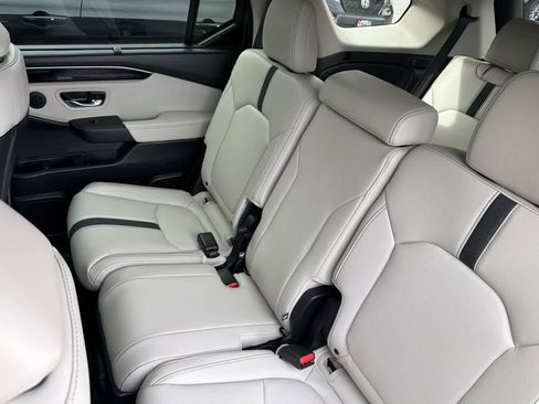 New 2026 Honda Pilot EX-L image 4