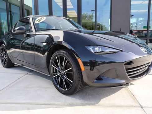 Used 2025 MAZDA MX-5 Miata RF Grand Touring RWD image 1