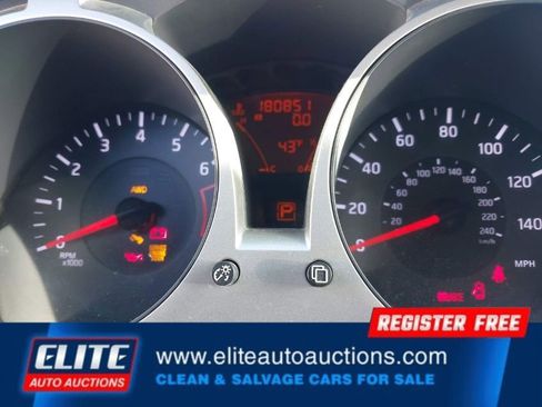 Used 2012 Nissan Juke SL image 14