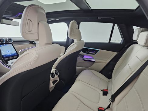 Certified 2025 Mercedes-Benz GLC 300 GLC 300 image 20