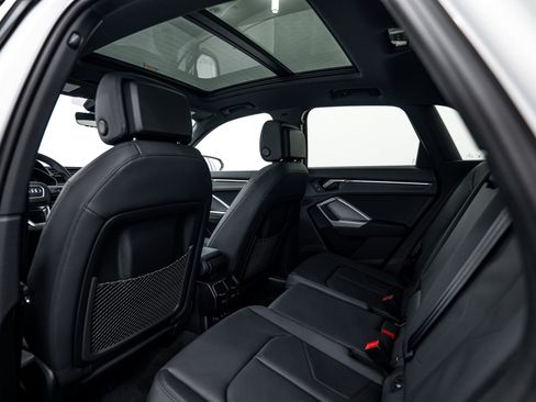 New 2025 Audi Q3 2.0T Premium image 17