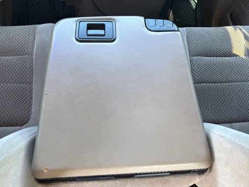 Used 2001 Ford F350 XL image 14