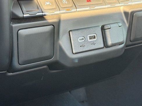 Used 2025 Chevrolet Silverado 1500 W/T w/ WT Value Package image 17