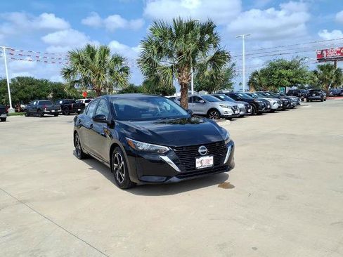 Certified 2024 Nissan Sentra SV FWD image 7