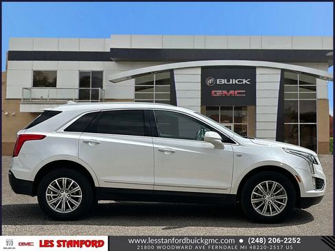 Used 2018 Cadillac XT5 Luxury w/ Driver Awareness Package AWD/4WD image 7