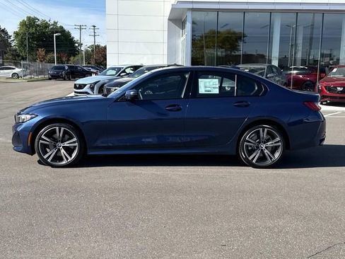 Used 2023 BMW 330i xDrive Sedan w/ Premium Package AWD/4WD image 41