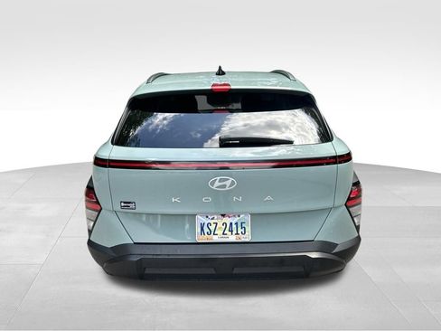 Used 2024 Hyundai Kona SEL FWD image 4