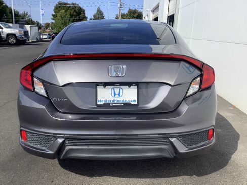 Used 2019 Honda Civic LX image 5