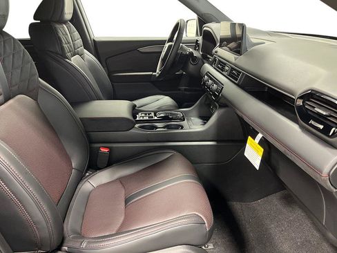 New 2026 Honda Pilot Black Edition image 28