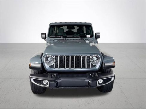 Certified 2025 Jeep Wrangler Unlimited Sahara w/ Safety Group AWD/4WD image 3