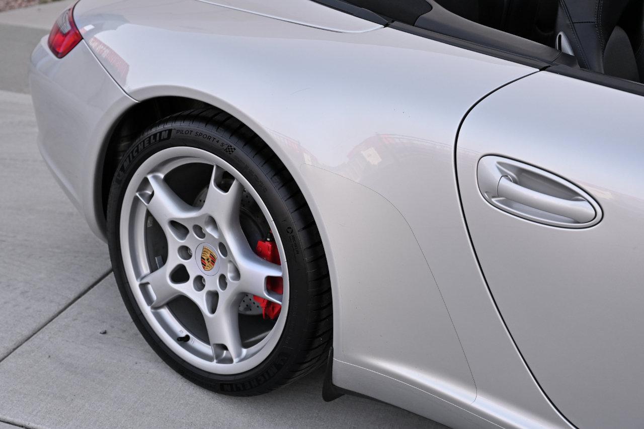 Used 2005 Porsche 911 Carrera S RWD image 42