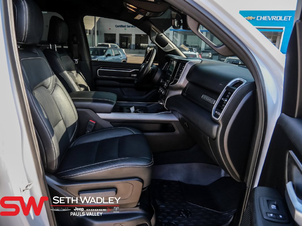 Used 2022 RAM 1500 Big Horn w/ Night Edition AWD/4WD image 16