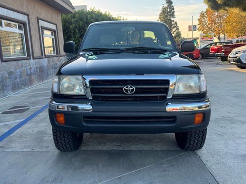 Used 2000 Toyota Tacoma 4x4 Xtracab V6 image 3