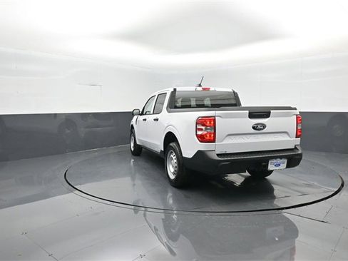 New 2026 Ford Maverick XL image 5
