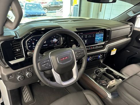 Used 2026 GMC Sierra 1500 SLT w/ SLT Premium Package AWD/4WD image 17