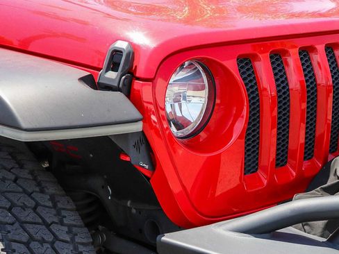 Used 2018 Jeep Wrangler Sport AWD/4WD image 21
