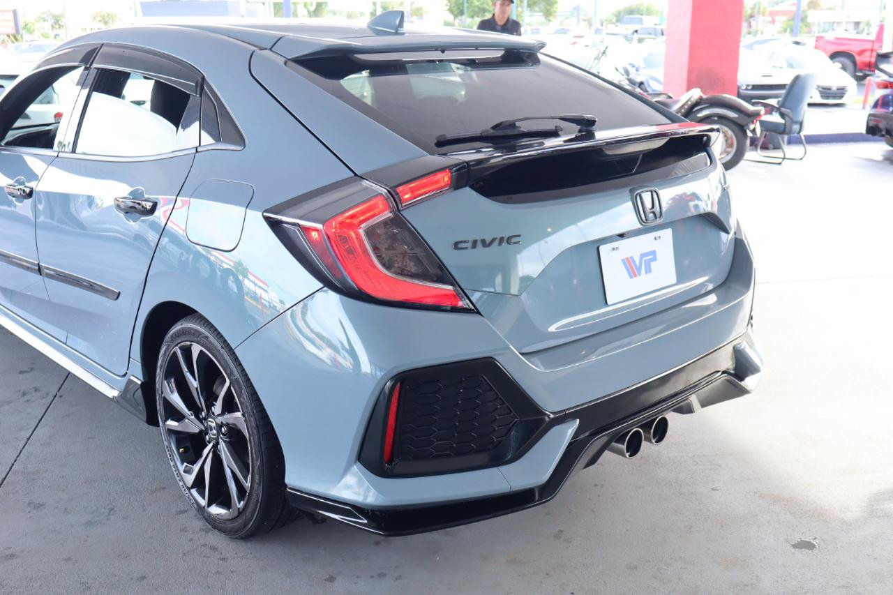 Used 2018 Honda Civic Sport image 9