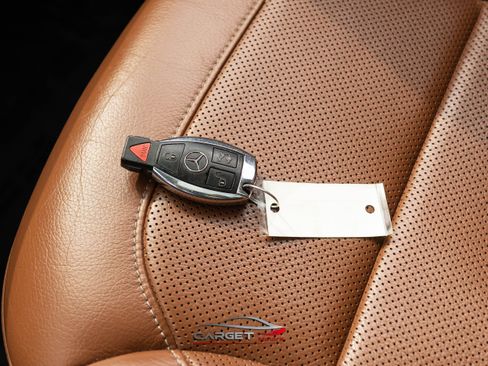 Used 2019 Mercedes-Benz GLE 43 AMG 4MATIC w/ Premium 3 Package image 53