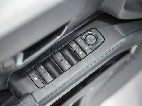 New 2026 Toyota Tacoma SR image 34