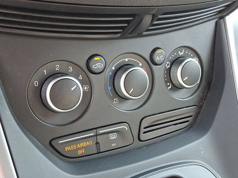 Used 2015 Ford Escape SE AWD/4WD image 17