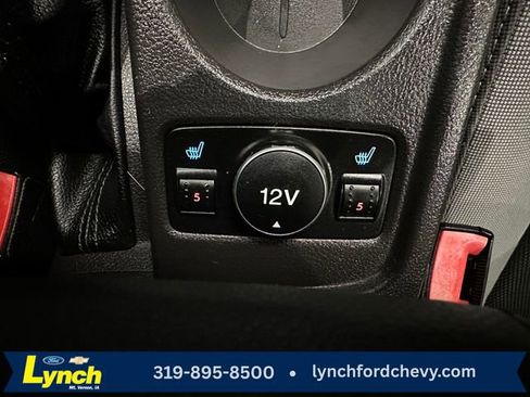 Used 2012 Ford Focus SE w/ SE Winter Pkg image 12